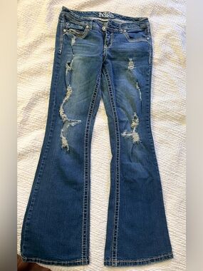 Reign Jeans Curvy Size 9 Distressed Flare Western Embellished Jeans Cowgirl Boho